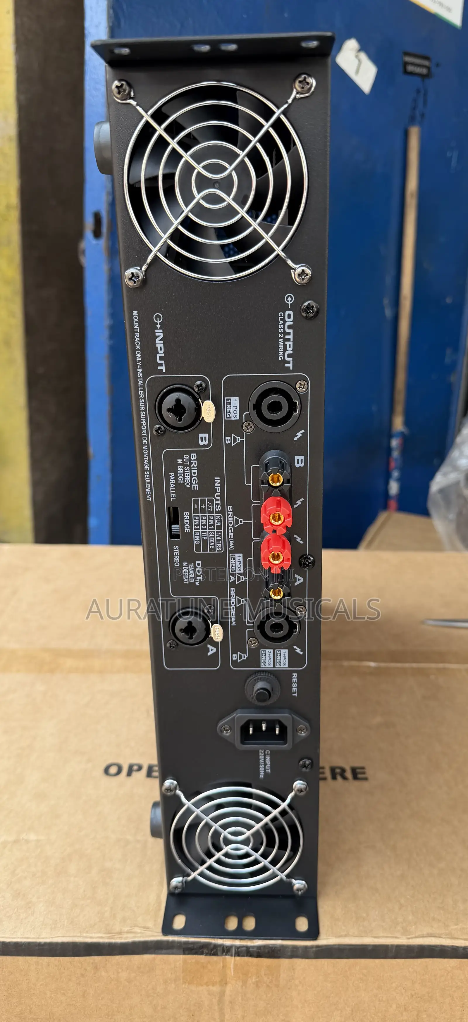 Peavey Cs 4080 Professional Power Amplifier