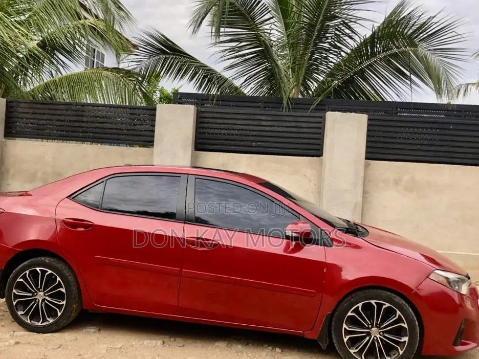 Toyota Corolla S w/Special Edition Pkg (1.8L 4cyl CVT) 2016 Red
