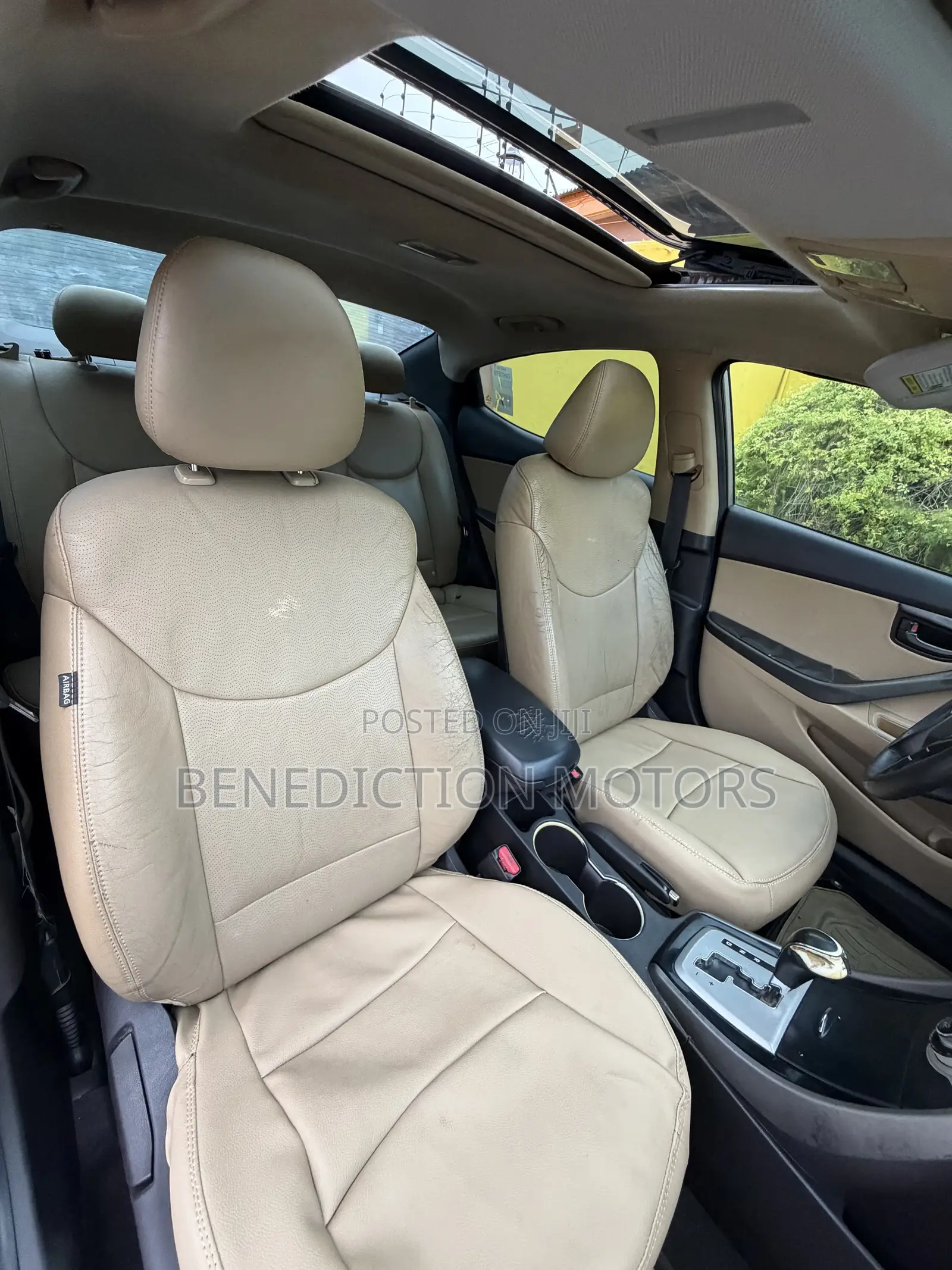 Hyundai Elantra Limited Sedan FWD (1.8L 4cyl 6A) 2013 Gray