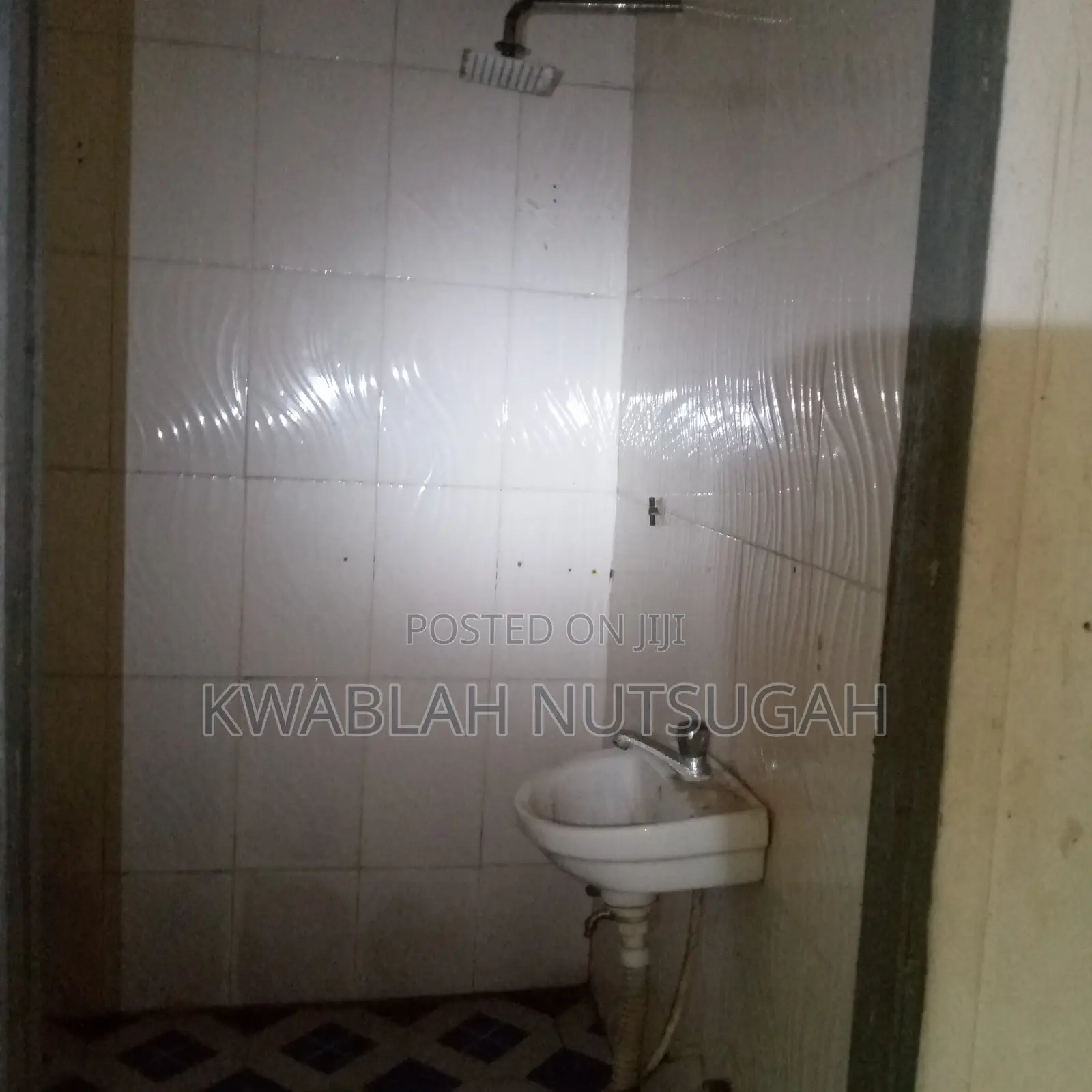 1bdrm Room & Parlour in Cold Store for rent