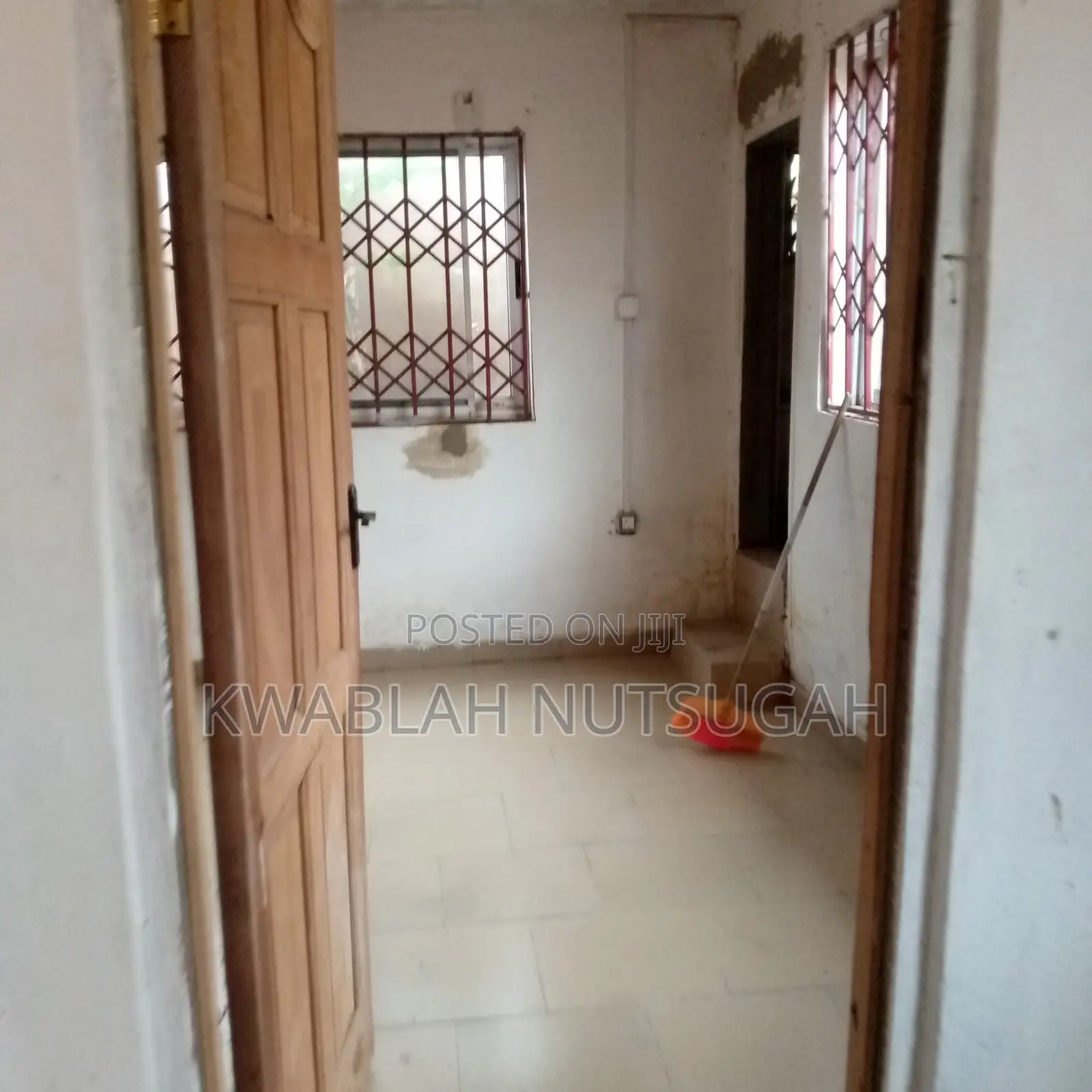 1bdrm Room & Parlour in Cold Store for rent
