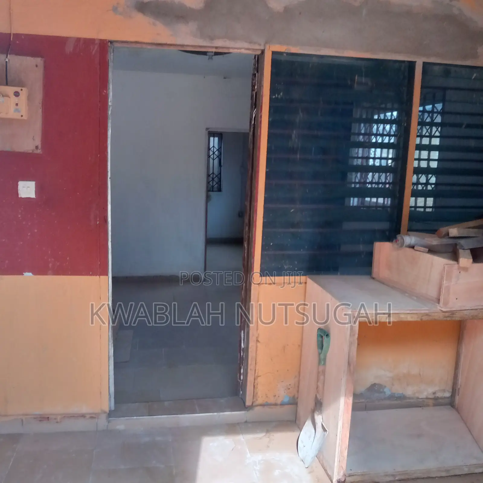 1bdrm Room & Parlour in Cold Store for rent