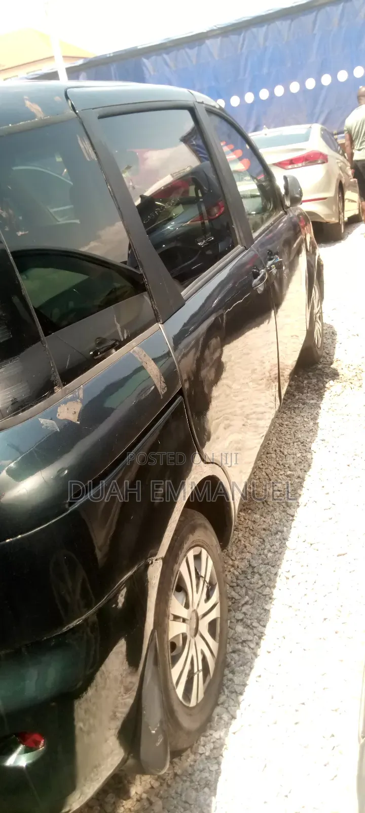 Toyota Sienta 1.5 AWD 2010 Green