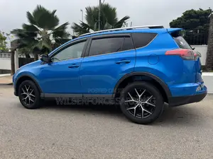 Toyota RAV4 SE AWD (2.5L 4cyl 6A) 2016 Blue