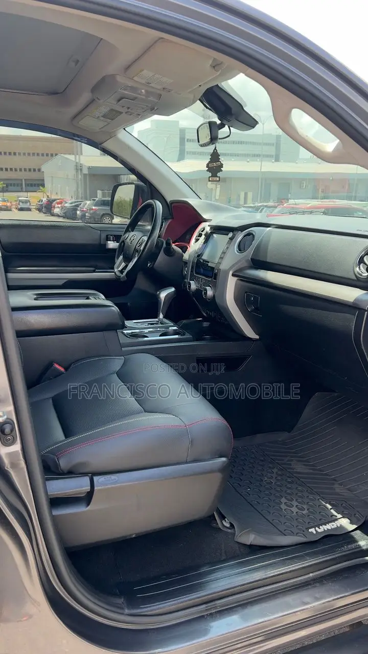 Toyota Tundra TRD Pro 5.7L V8 4x4 CrewMax 5.6 ft. box 145.7 in. WB 2019