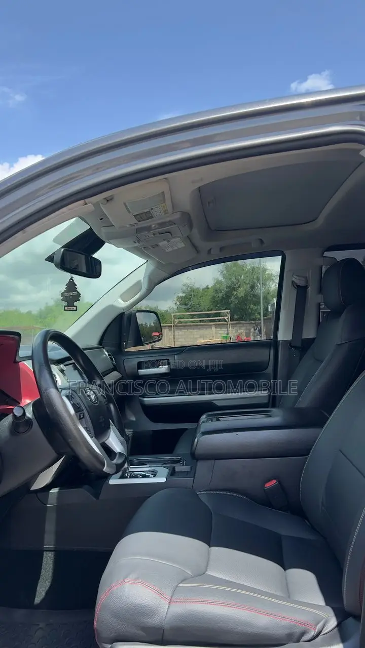 Toyota Tundra TRD Pro 5.7L V8 4x4 CrewMax 5.6 ft. box 145.7 in. WB 2019