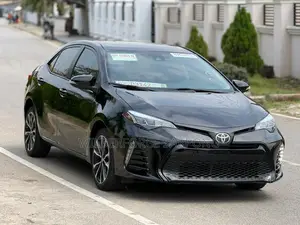 Toyota Corolla SE 4dr Sedan (1.8L 4cyl CVT) 2017 Black