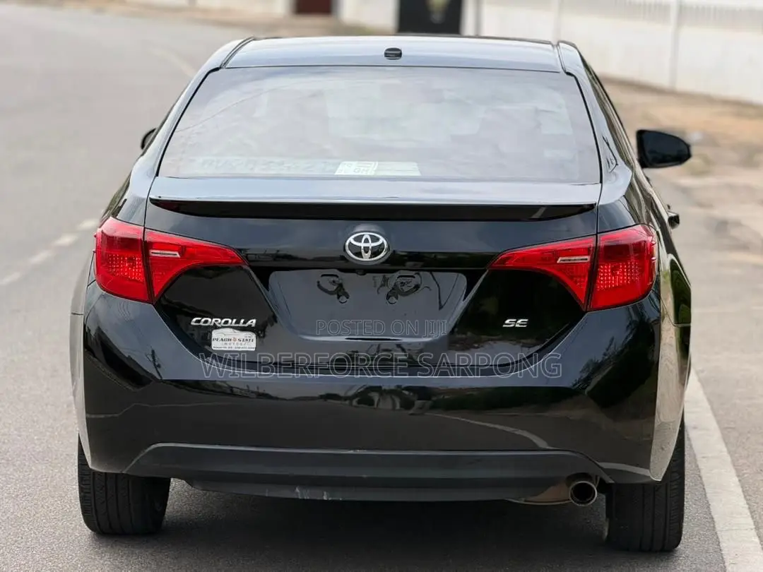 Toyota Corolla SE 4dr Sedan (1.8L 4cyl CVT) 2017 Black