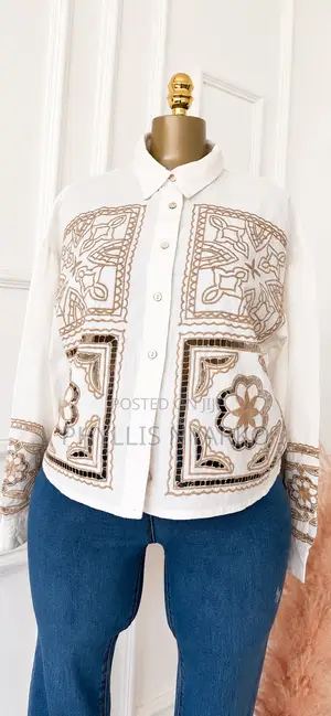 Wholesale Lot- 20 Ladies White Blouses Tops.