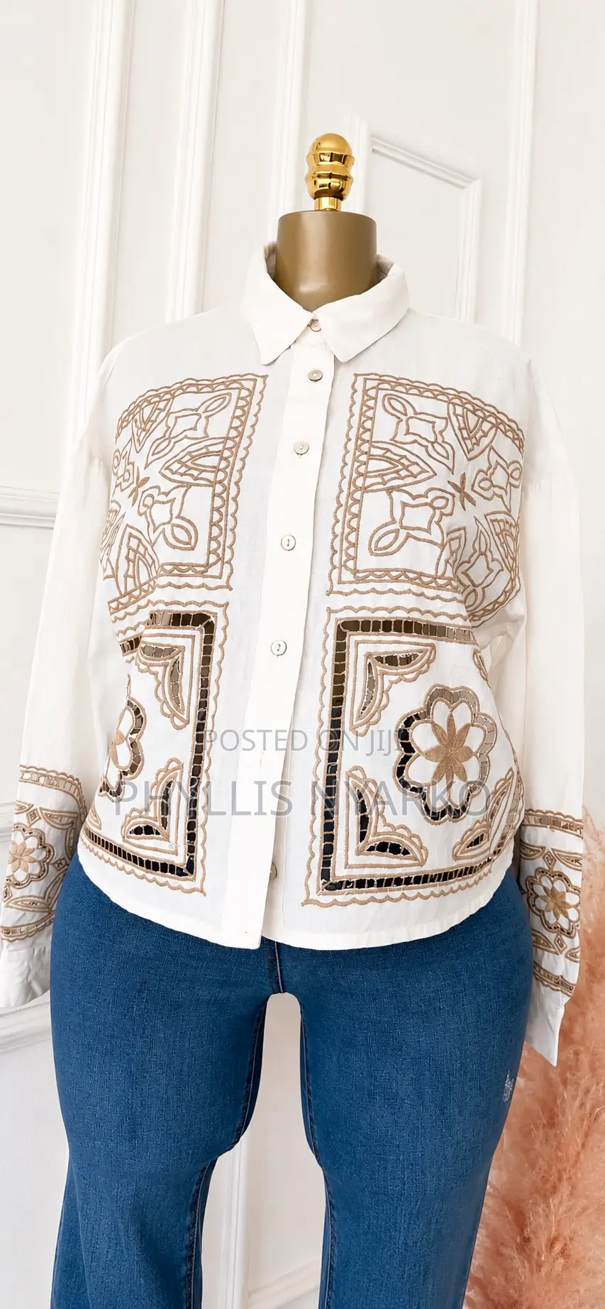 Wholesale Lot- 20 Ladies White Blouses Tops.