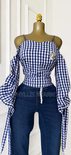 Wholesale Lot- 20 Ladies White Blouses Tops.