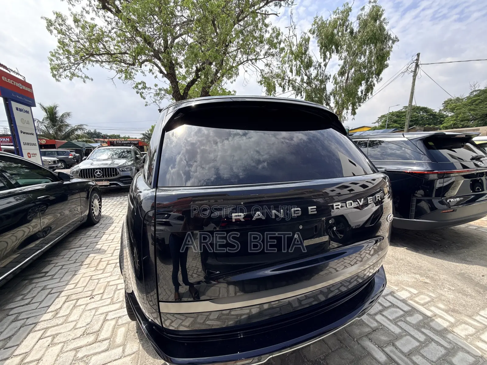 Land Rover Range Rover 2024 Black