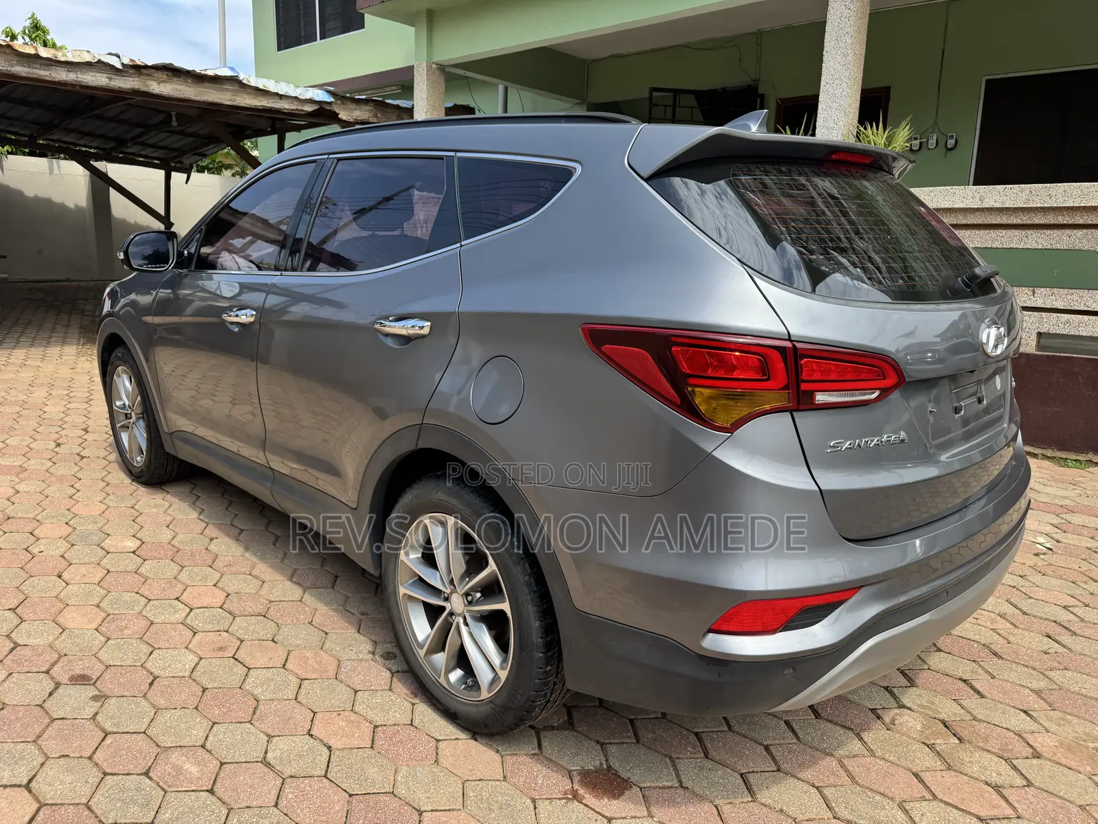 Hyundai Santa Fe SE FWD 2016 Gray