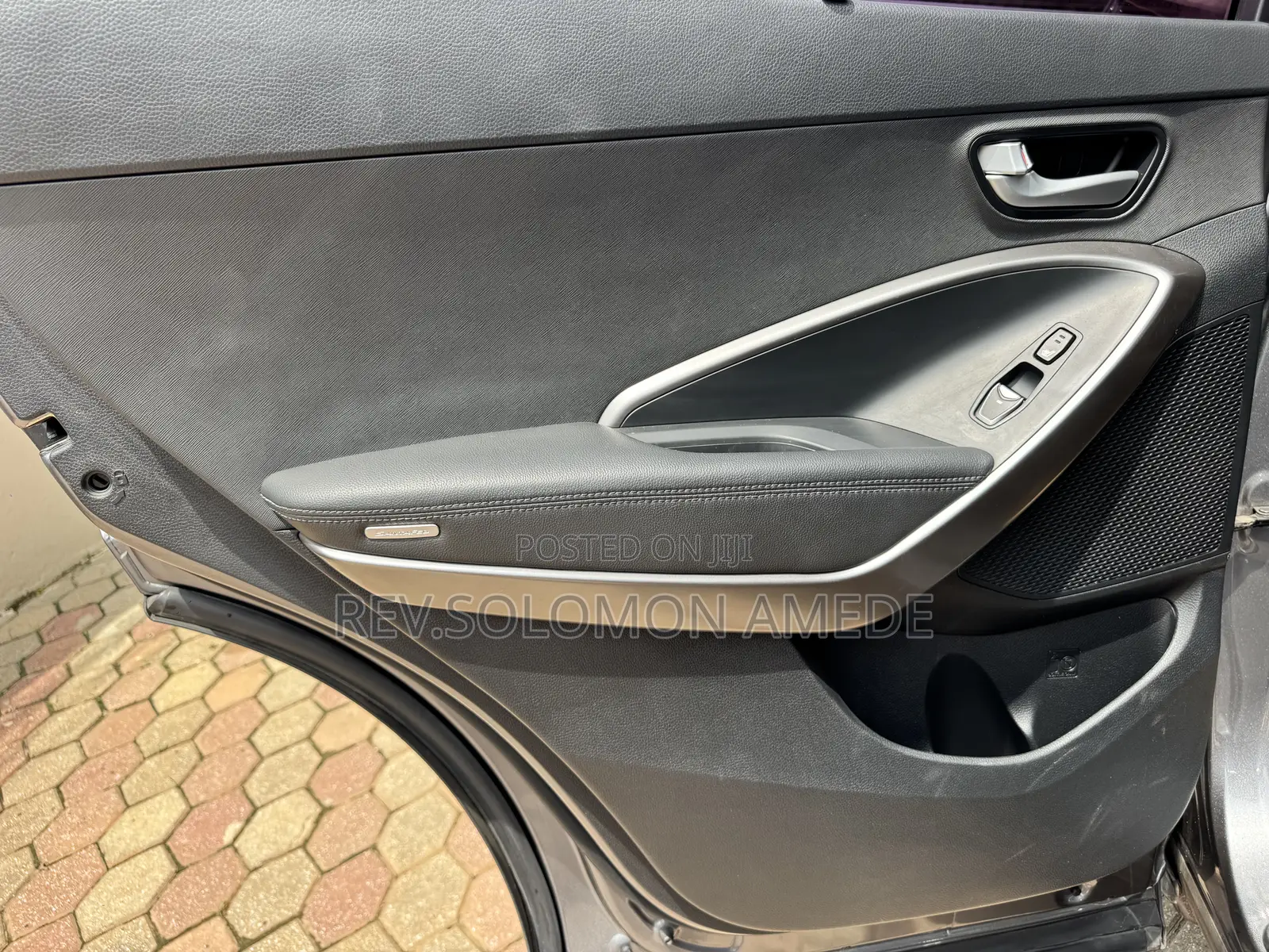 Hyundai Santa Fe SE FWD 2016 Gray