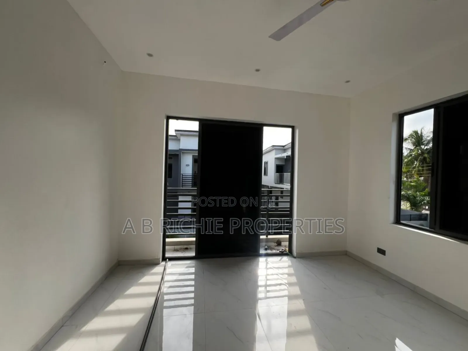 3bdrm Townhouse/Terrace in Ab Richie Properties, Papao for sale
