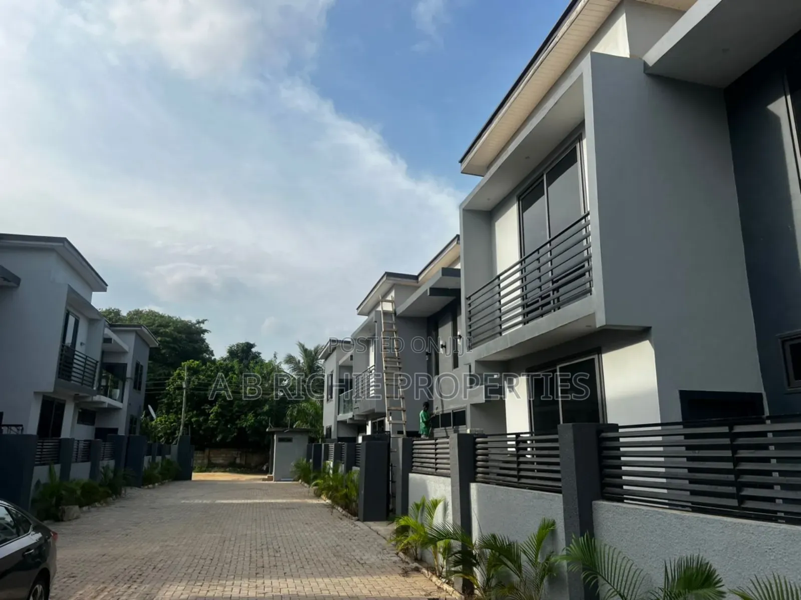 3bdrm Townhouse/Terrace in Ab Richie Properties, Papao for sale