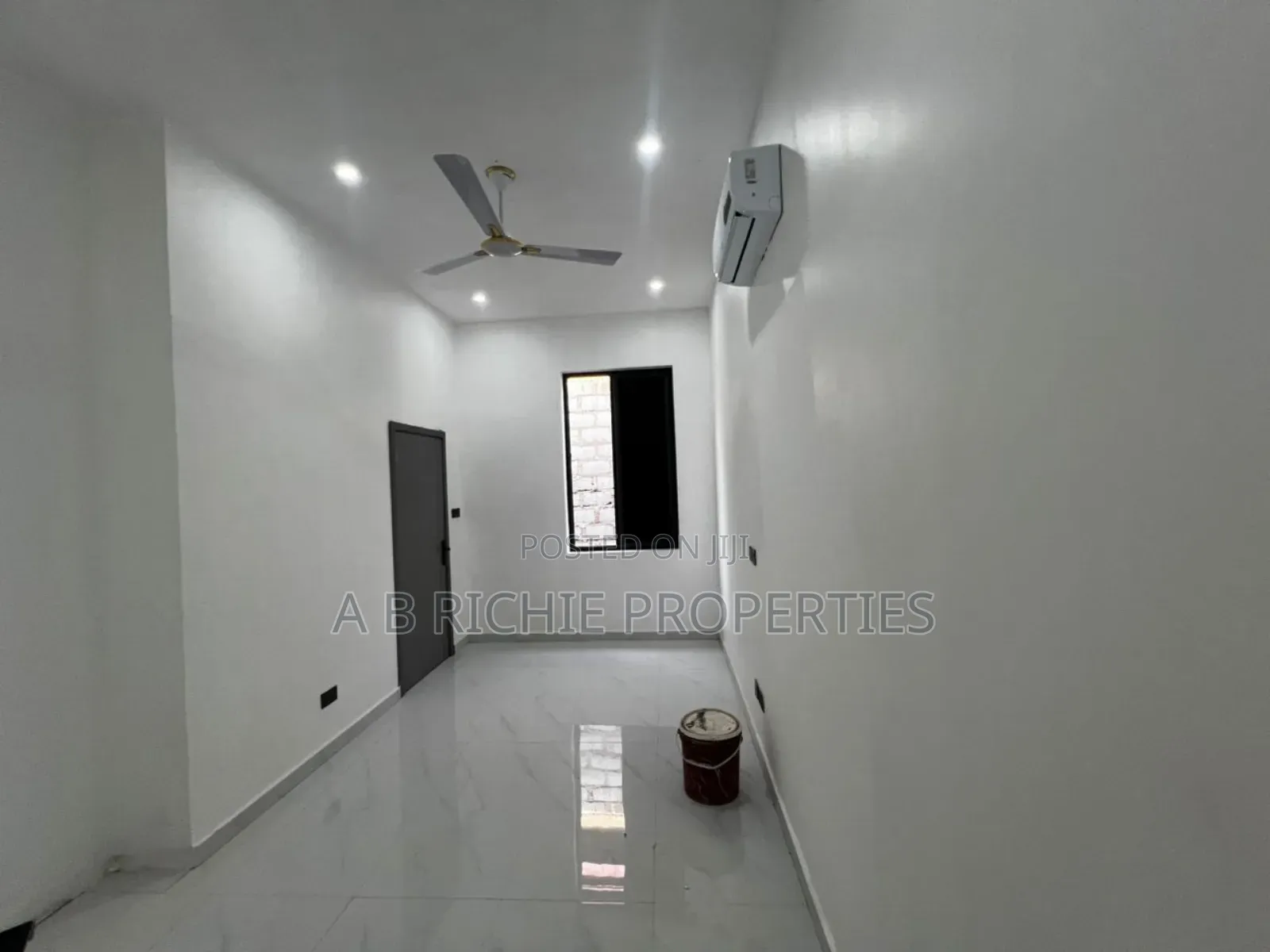 3bdrm Townhouse/Terrace in Ab Richie Properties, Papao for sale