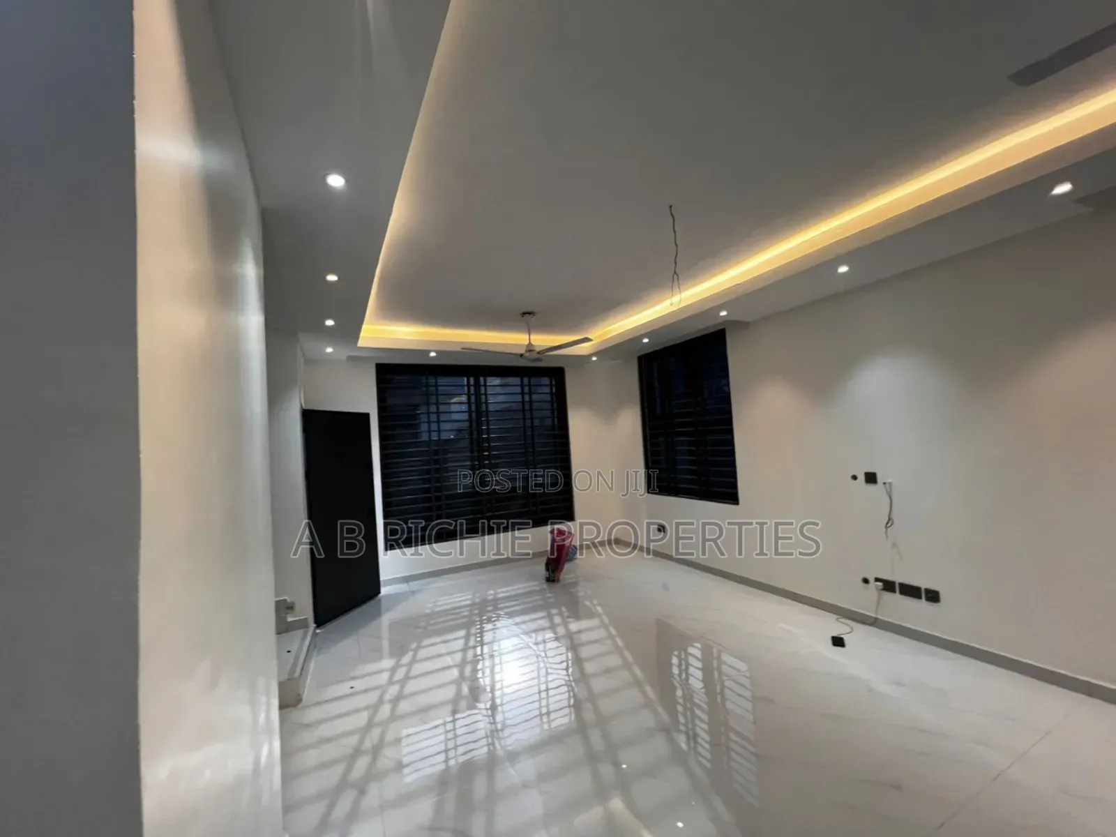3bdrm Townhouse/Terrace in Ab Richie Properties, Papao for sale
