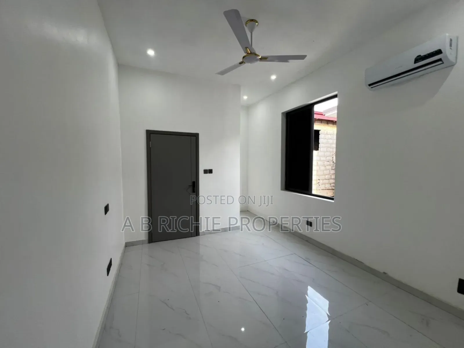 3bdrm Townhouse/Terrace in Ab Richie Properties, Papao for sale