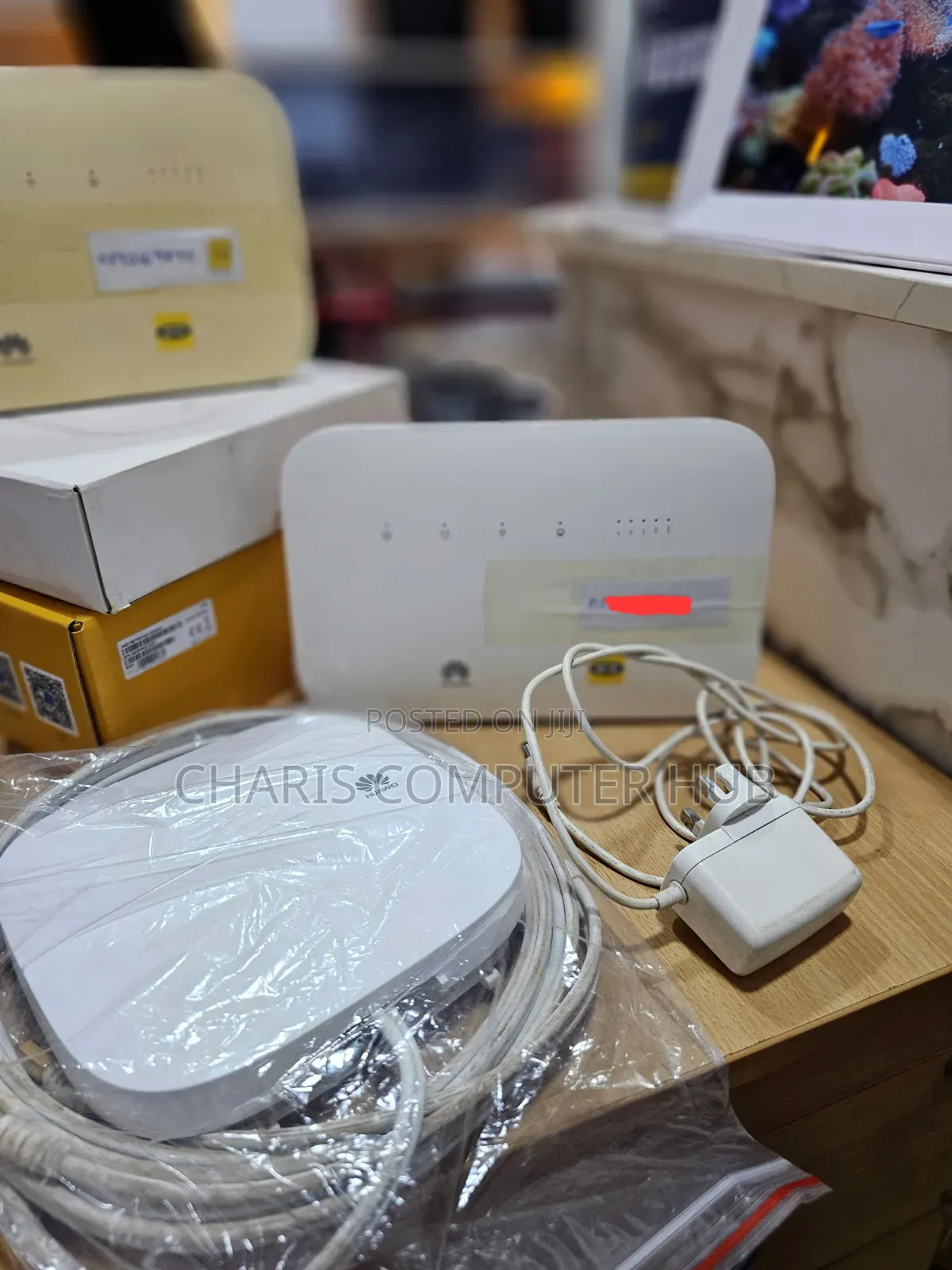 Huawei Router With Data Sim and Antenna