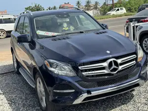 Mercedes-Benz GLE-Class GLE 350d 4MATIC 2017 Blue