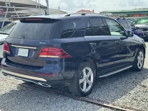 Mercedes-Benz GLE-Class GLE 350d 4MATIC 2017 Blue