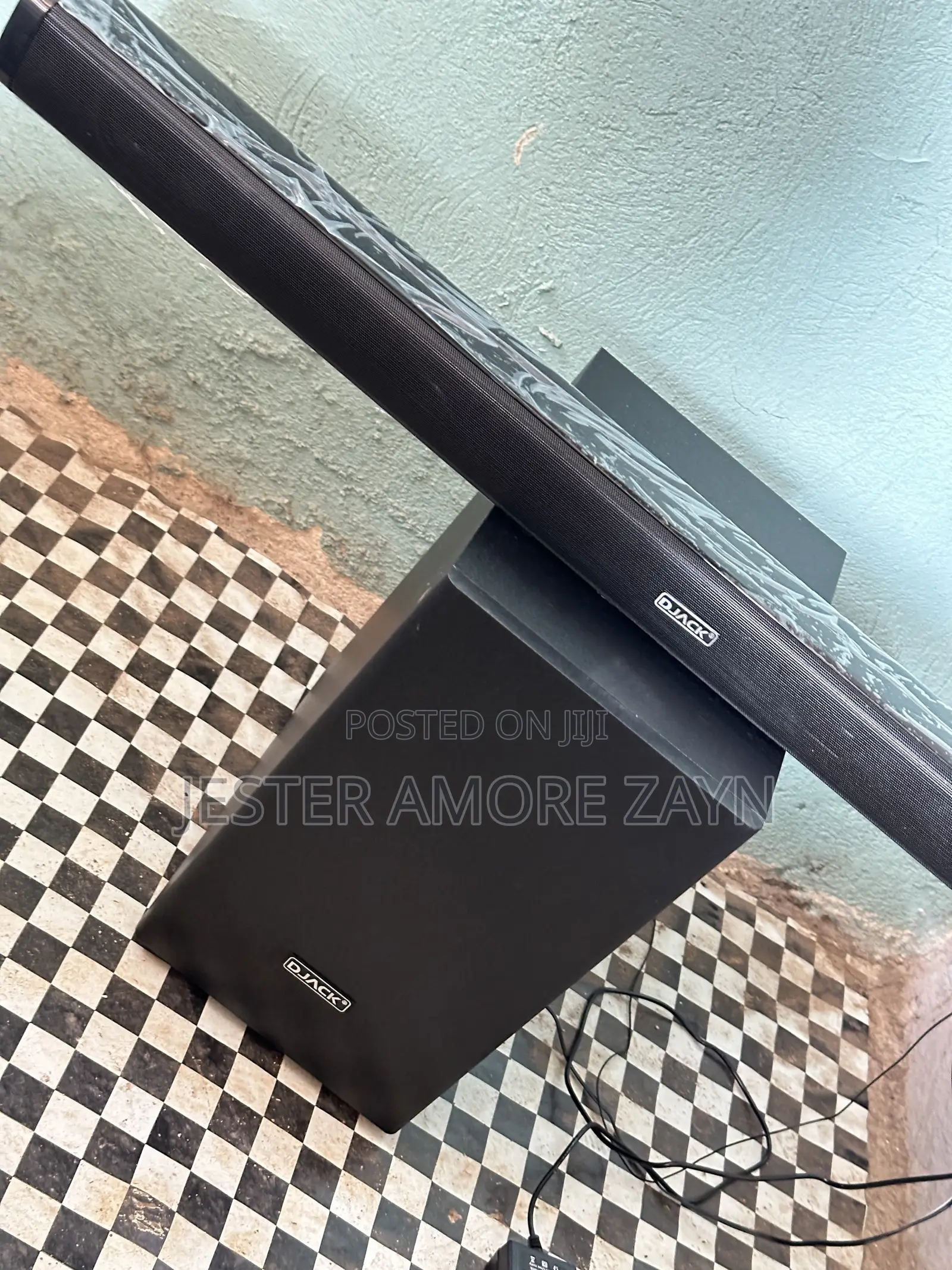 Djack Speaker With Woofer