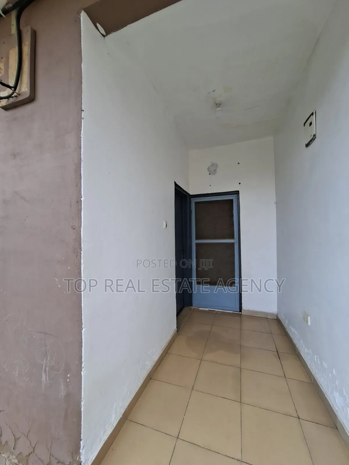 1bdrm Apartment in Madina Un, Zongo Junction for rent