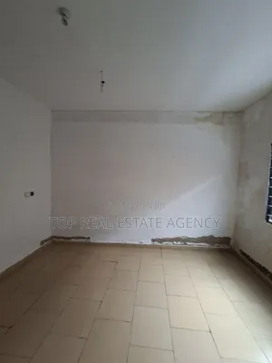 1bdrm Apartment in Madina Un, Zongo Junction for rent