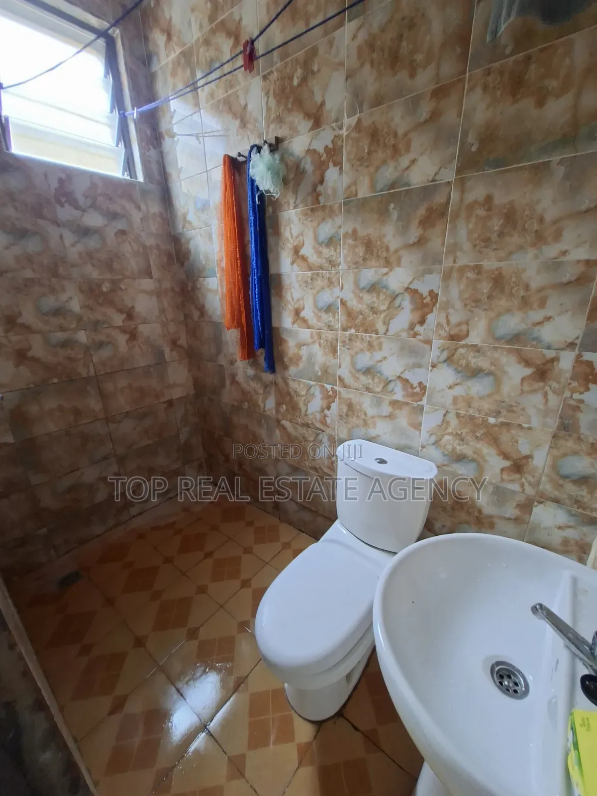 1bdrm Apartment in Madina Un, Zongo Junction for rent