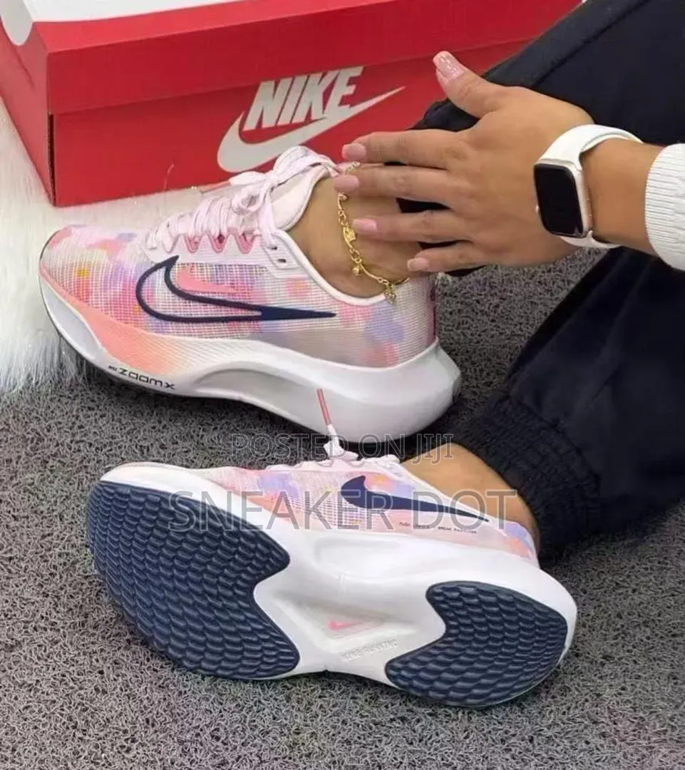 Nike Women Zoom 5 Fly Premium Pearl Pink