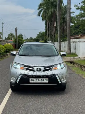 Toyota RAV4 Limited 4dr SUV (2.5L 4cyl 6A) 2015 Silver