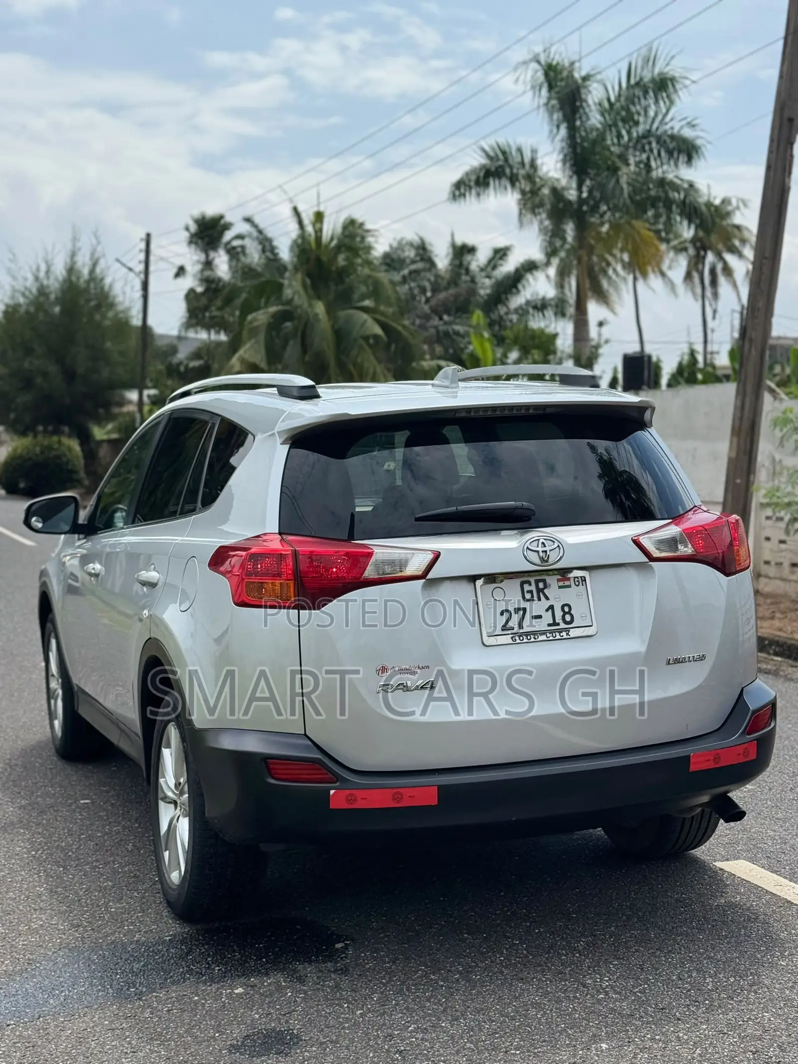 Toyota RAV4 Limited 4dr SUV (2.5L 4cyl 6A) 2015 Silver