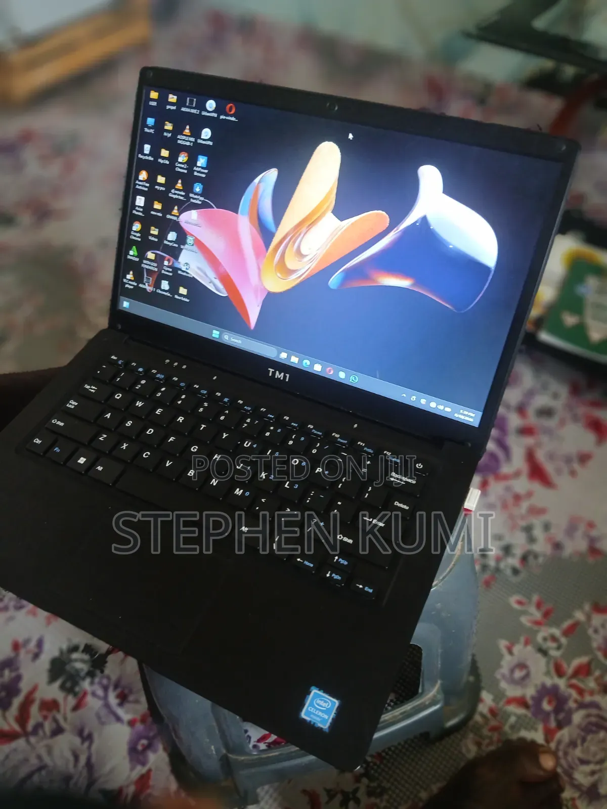 Laptop 4GB HDD+SSD 40GB