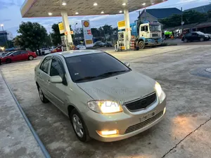 Toyota Vios 2009 Gold