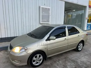 Toyota Vios 2009 Gold