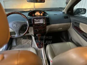 Toyota Vios 2009 Gold