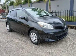 Toyota Vitz 1.0 FWD 3dr 2014 Black