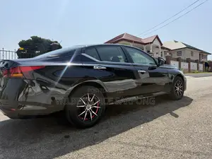 Nissan Altima 2.5 S 2023 Black