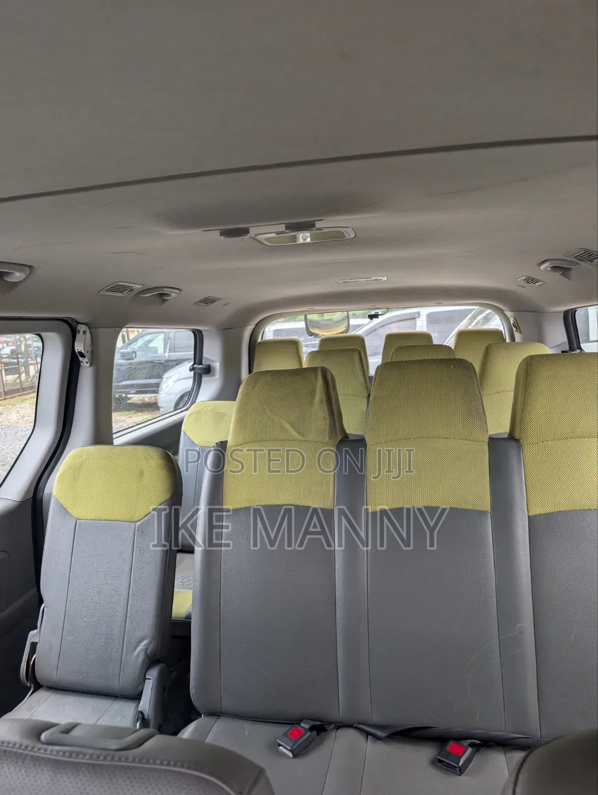 Hyundai Starex 2016 Yellow
