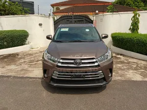 Toyota Highlander Limited 4x2 V6 (3.5L 6cyl 8A) 2018 Brown