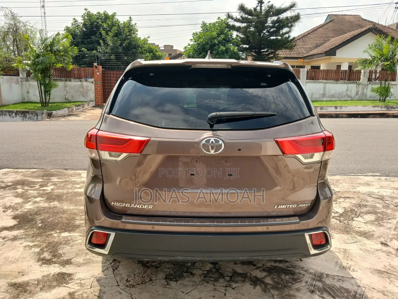 Toyota Highlander Limited 4x2 V6 (3.5L 6cyl 8A) 2018 Brown