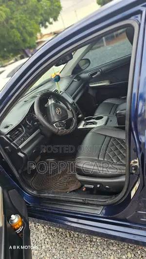 Toyota Camry 2014 Blue