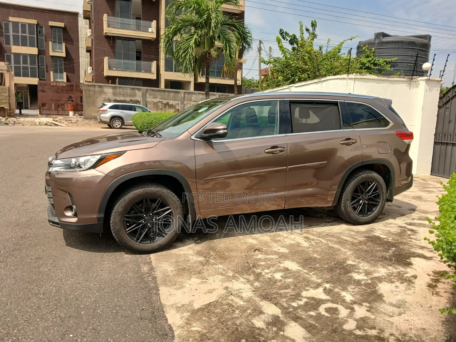 Toyota Highlander Limited 4x2 V6 (3.5L 6cyl 8A) 2018 Brown