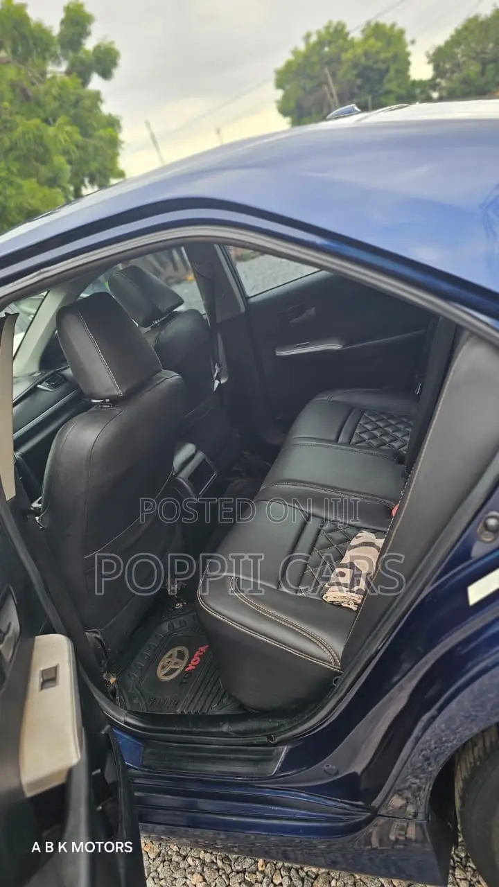 Toyota Camry 2014 Blue