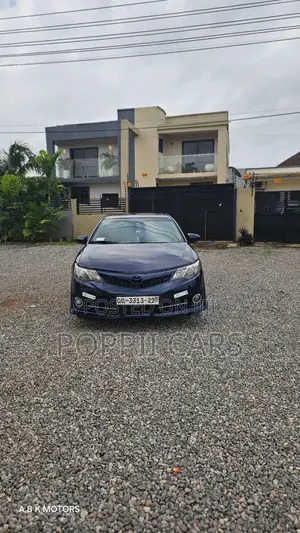Toyota Camry 2014 Blue