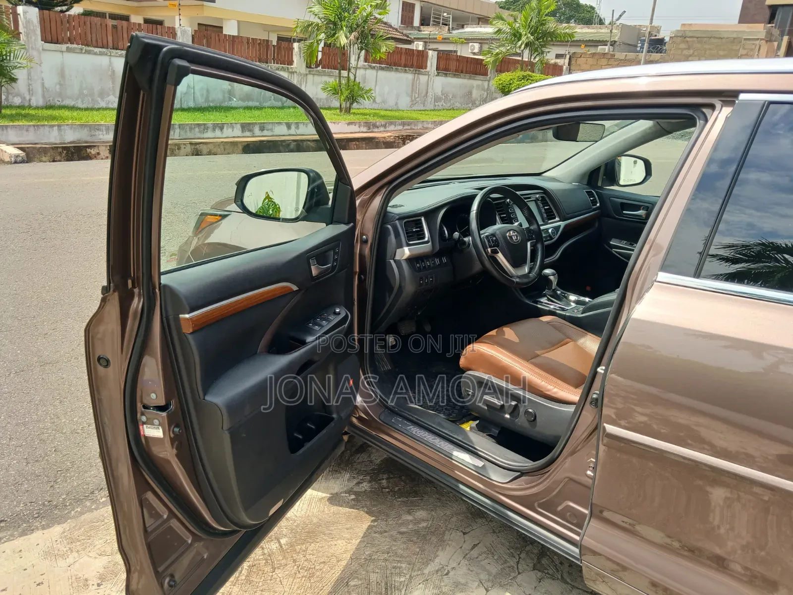 Toyota Highlander Limited 4x2 V6 (3.5L 6cyl 8A) 2018 Brown