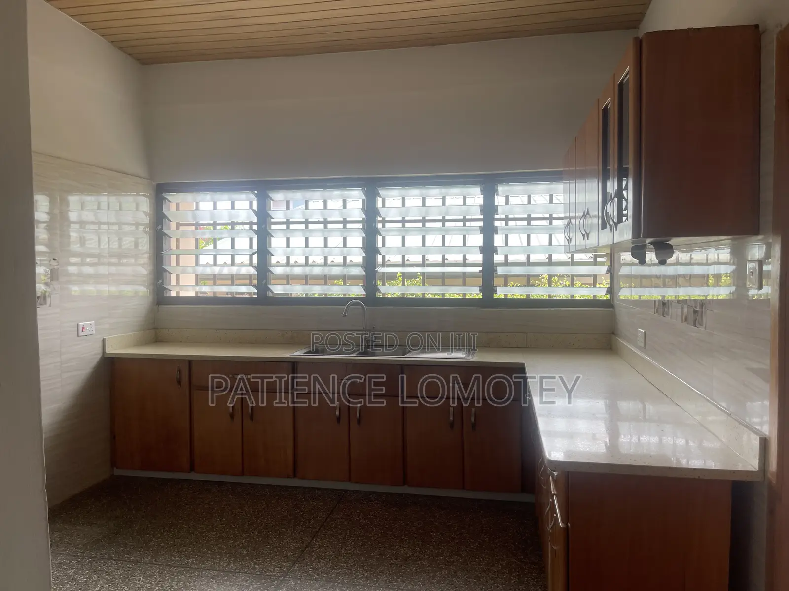 1bdrm Apartment in Boundary Road Area for rent