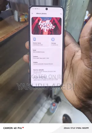 Motorola Razr (2023) 128 GB Gray