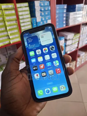 Apple iPhone 11 64 GB Black